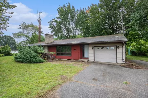 66427 M-152, Dowagiac, MI 49047