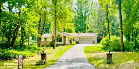 3455 W B, Plainwell, MI 49080