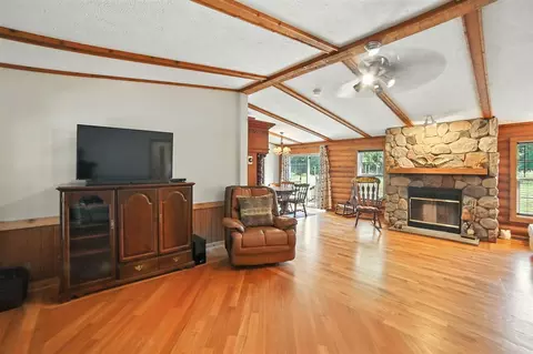 Living - 78667 40th, Covert, MI 49043 photo 3 of 3
