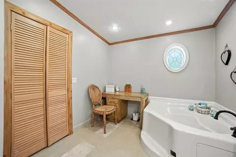 Bath - 78667 40th, Covert, MI 49043 photo 2 of 5