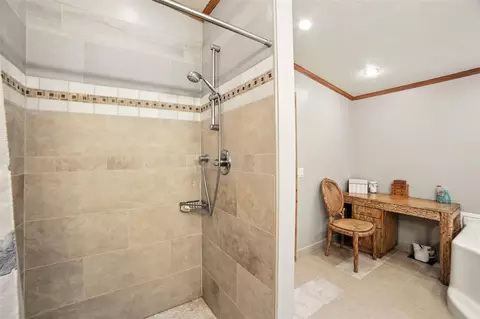 Bath - 78667 40th, Covert, MI 49043 photo 4 of 5