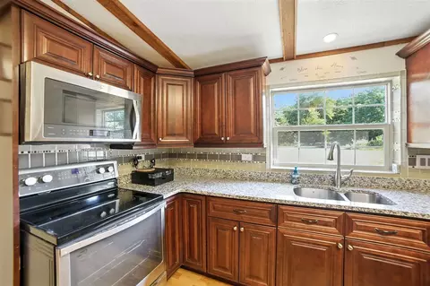Kitchen - 78667 40th, Covert, MI 49043 photo 3 of 7