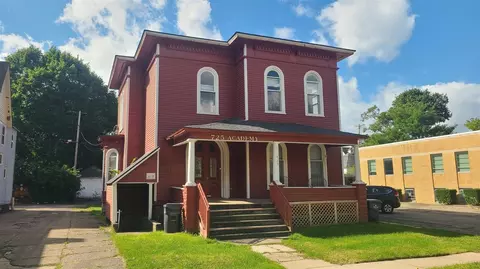 725 Academy, Kalamazoo, MI 49007