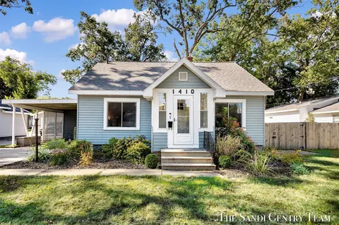 1410 Mills, Muskegon, MI 49445
