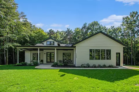 12585 Tractor, Grand Haven, MI 49417