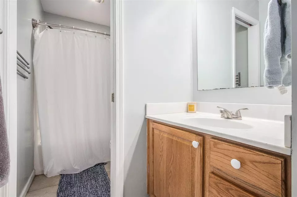 Bath - 69154 Elkhart, Edwardsburg, MI 49112 photo 2 of 4