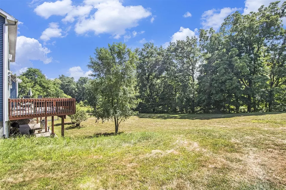 Exterior - 69154 Elkhart, Edwardsburg, MI 49112 photo 5 of 7