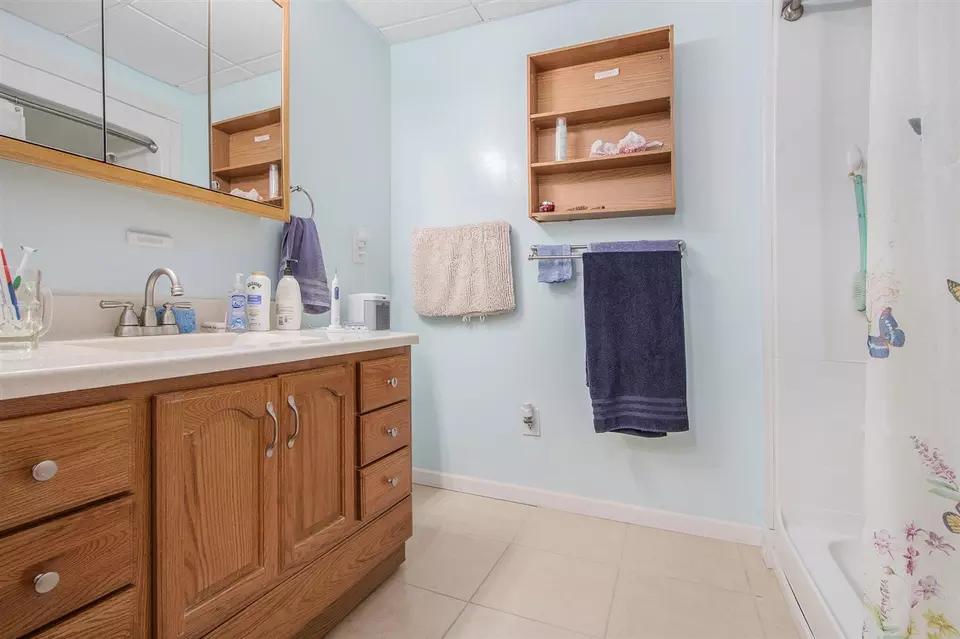 Bath - 69154 Elkhart, Edwardsburg, MI 49112 photo 3 of 4