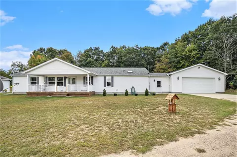 7276 5 Mile, Hesperia, MI 49421