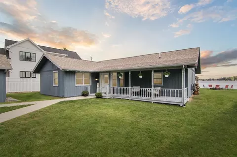 2064 Forest Park, Jackson, MI 49201