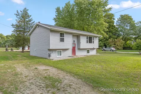 13347 Lincoln, Grand Haven, MI 49417