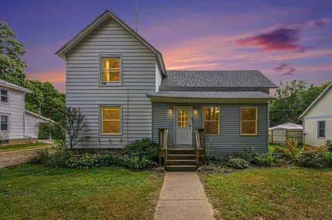 320 E Orch, Delton, MI 49046