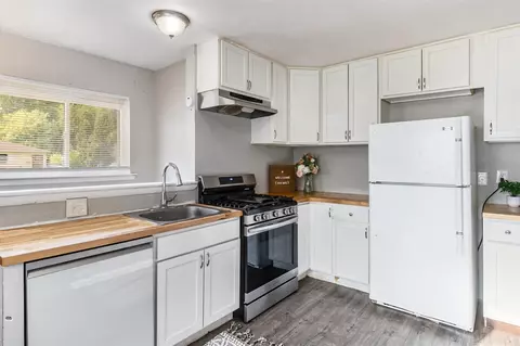 29978 Carlysle, Inkster, MI 48141