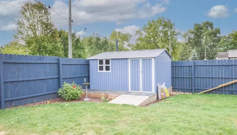 176 Smith, Coldwater, MI 49036 photo 3