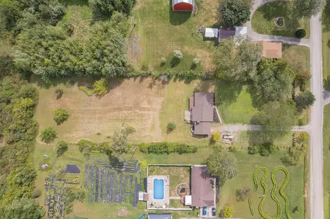 View/Area - 12022 Jackman, Temperance, MI 48182 photo 4 of 5