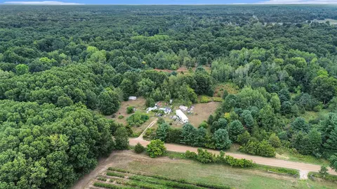 305 55th, Grand Junction, MI 49056