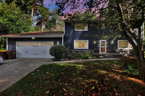 2184 Belding Ct, Okemos, MI 48864