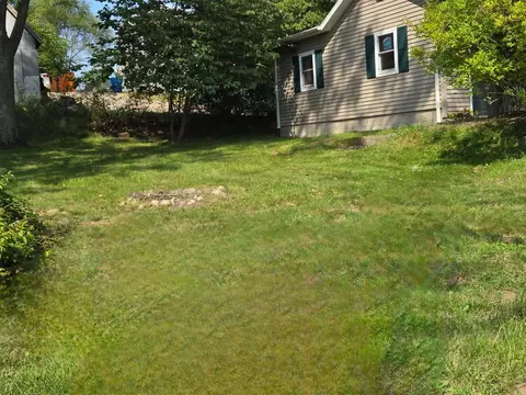 Exterior - 1323 S S Brg, Belding, MI 48809 photo 5 of 6