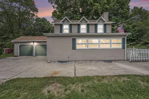 1323 S S Brg, Belding, MI 48809