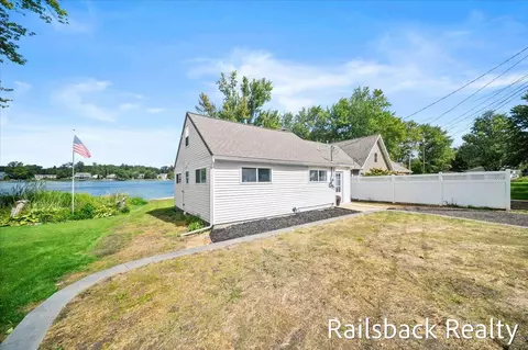 2747 Van Dyke, Conklin, MI 49403