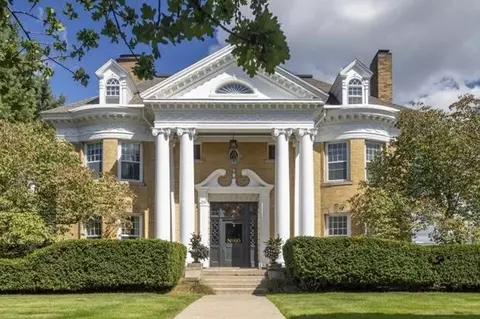 60 Prospect, Grand Rapids, MI 49503
