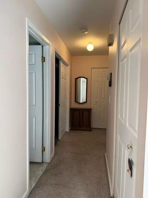 Entry Way - 2741 Roundtree, Troy, MI 48083 photo 1 of 1