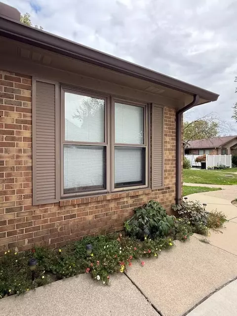 Exterior - 2741 Roundtree, Troy, MI 48083 photo 1 of 3
