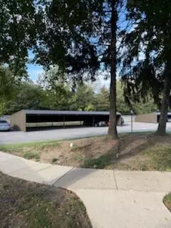 Exterior - 2741 Roundtree, Troy, MI 48083 photo 3 of 3