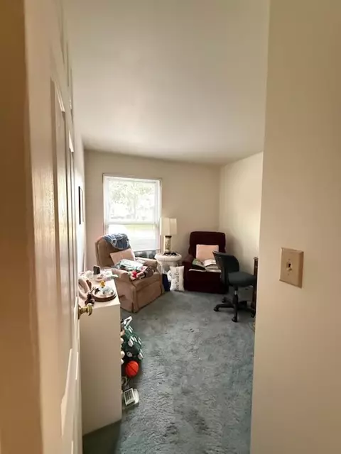 Bedroom - 2741 Roundtree, Troy, MI 48083 photo 5 of 5