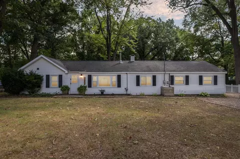 1308 Lakeview, Portage, MI 49002