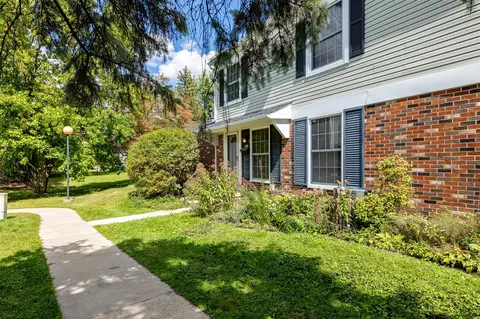2724 Glenbridge, Ann Arbor, MI 48104