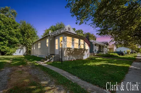 701 Tisdale, Lansing, MI 48910