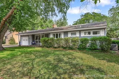 401 Fairhill, Holland, MI 49423