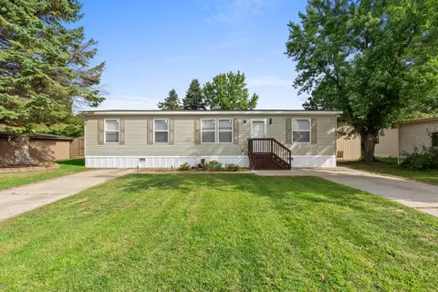 1253 N Maize, Belmont, MI 49306