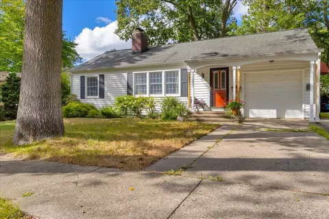 1564 Ridge, Muskegon, MI 49441