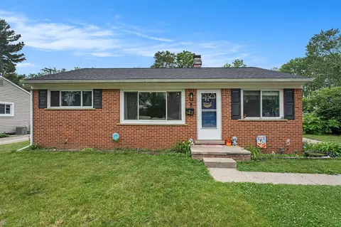 142 Glenwood, Ypsilanti, MI 48198