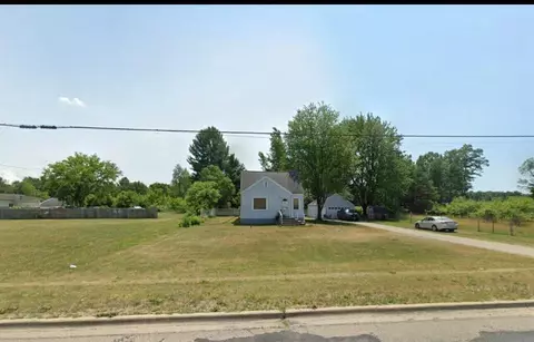 4263 E Apple, Muskegon, MI 49442