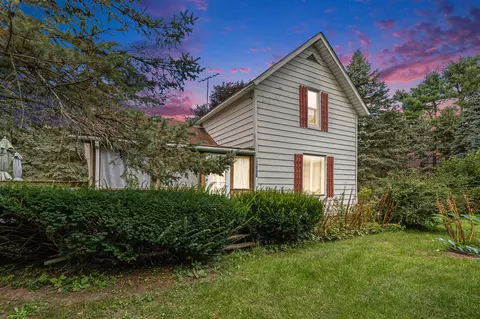 13090 Pardee, Sawyer, MI 49125