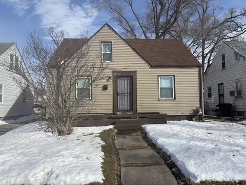 19436 Albany, Detroit, MI 48234