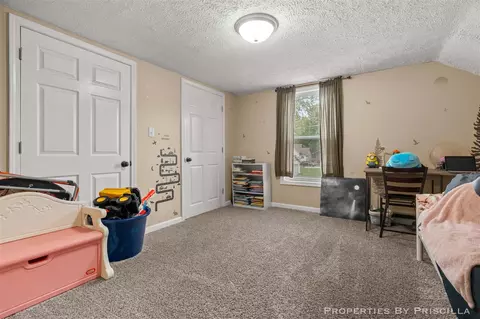 Bedroom - 174 1st, Sunfield, MI 48890 photo 5 of 6