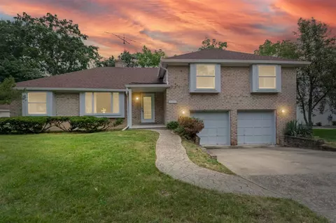28771 Brooke, Grosse Ile, MI 48138
