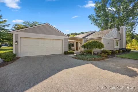 4286 Millpond, Rockford, MI 49341