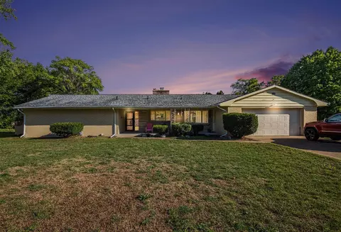 513 N Ottawa, Benton Harbor, MI 49022