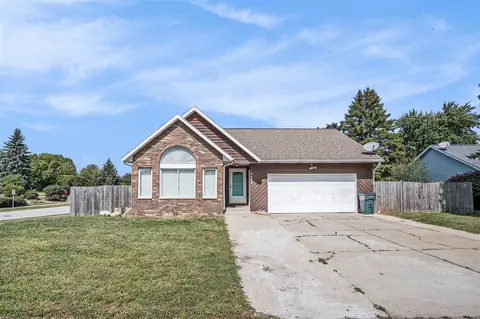 4404 Springmont, Kentwood, MI 49512