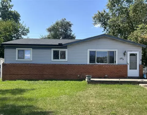 1094 Nash, Ypsilanti, MI 48198