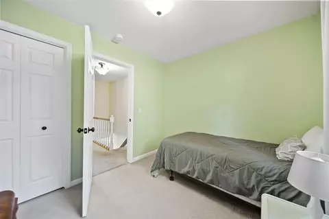 Bedroom - 6232 Burning Tree, Jackson, MI 49201 photo 2 of 9