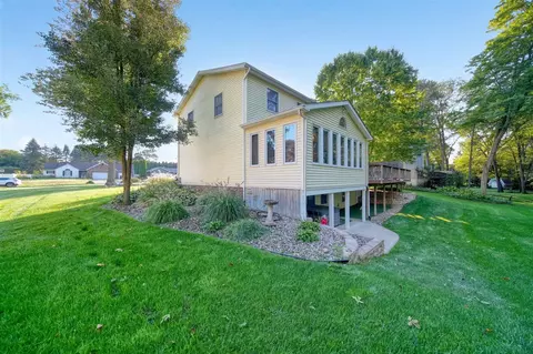 Exterior - 6232 Burning Tree, Jackson, MI 49201 photo 4 of 15