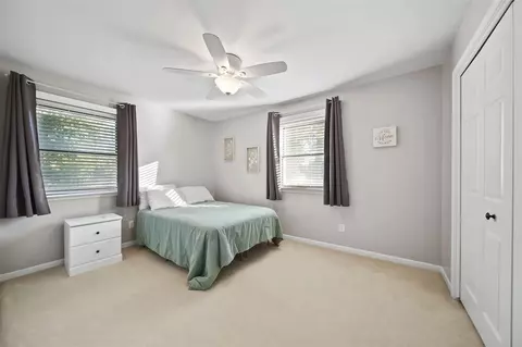 Bedroom - 6232 Burning Tree, Jackson, MI 49201 photo 5 of 9