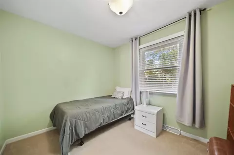 Bedroom - 6232 Burning Tree, Jackson, MI 49201 photo 1 of 9