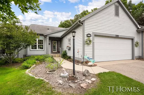 2138 Edington, Grand Rapids, MI 49508
